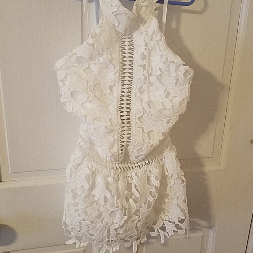 Lace halter